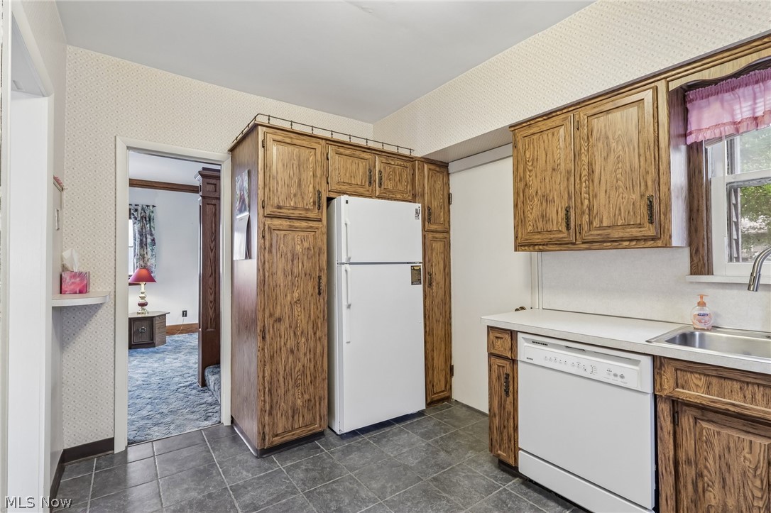 989 Amelia Avenue Akron OH 44302