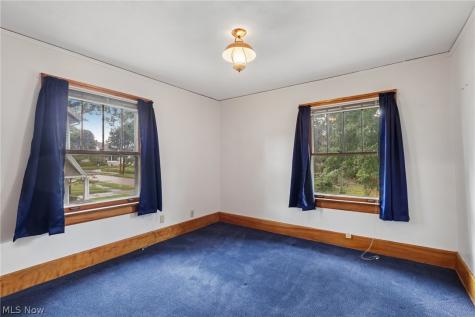989 Amelia Avenue Akron OH 44302