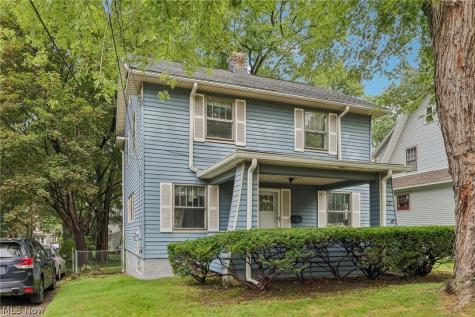 989 Amelia Avenue Akron OH 44302
