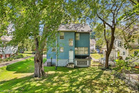 989 Amelia Avenue Akron OH 44302