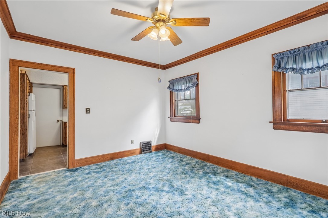 989 Amelia Avenue Akron OH 44302