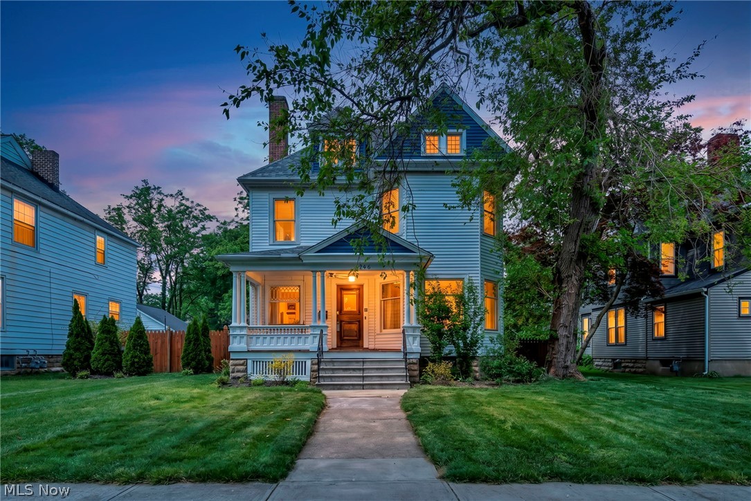146 Harrison Street Elyria OH 44035