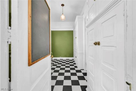 146 Harrison Street Elyria OH 44035