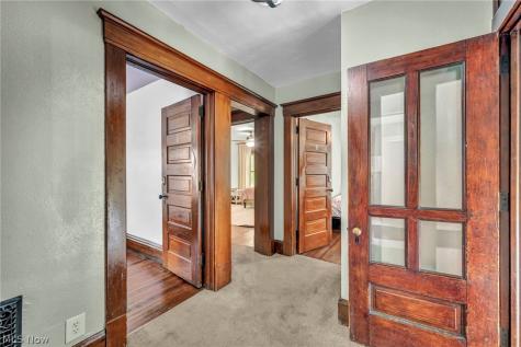146 Harrison Street Elyria OH 44035