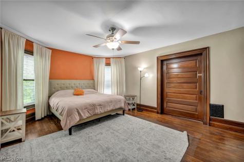146 Harrison Street Elyria OH 44035