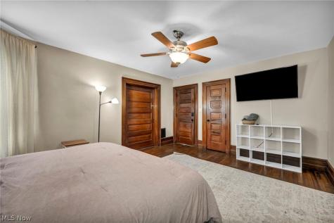 146 Harrison Street Elyria OH 44035