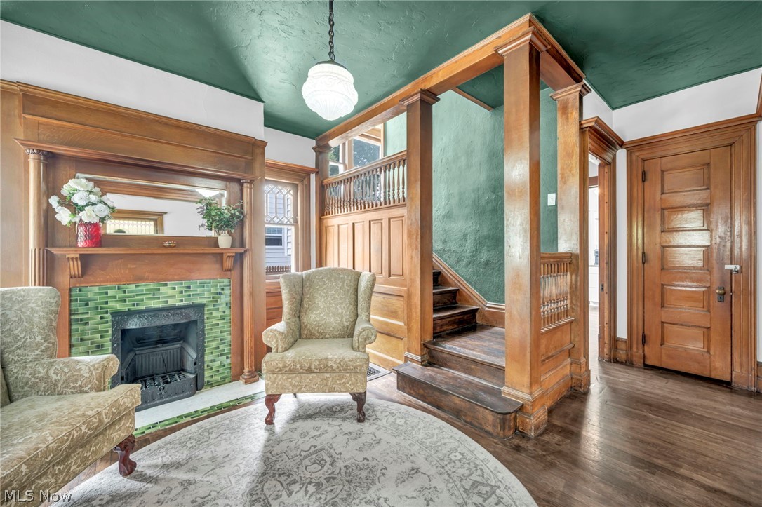 146 Harrison Street Elyria OH 44035