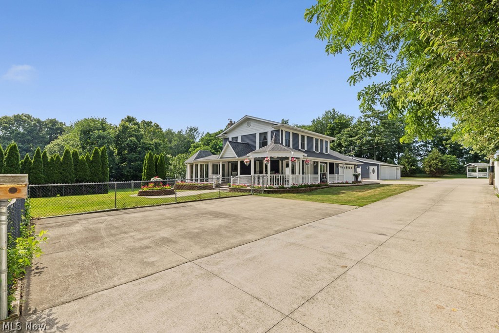 2151 Beach Drive Akron OH 44312
