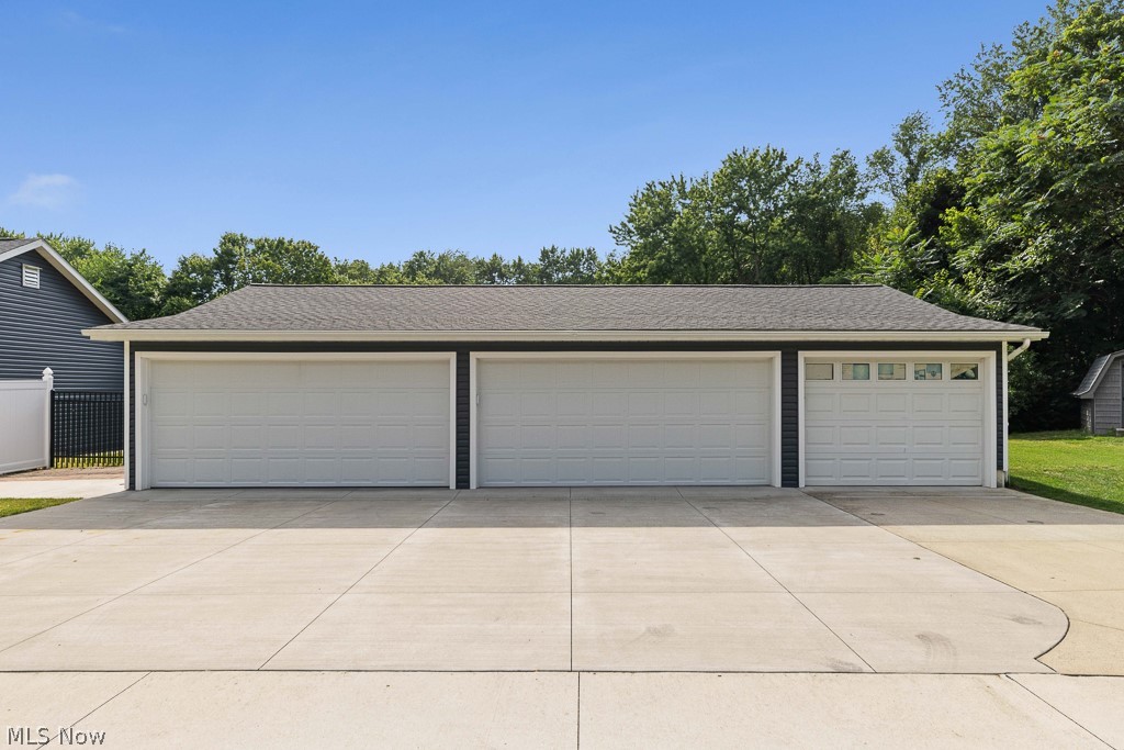 2151 Beach Drive Akron OH 44312