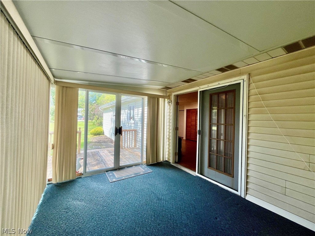 12 Surrey Lane Geneva OH 44041