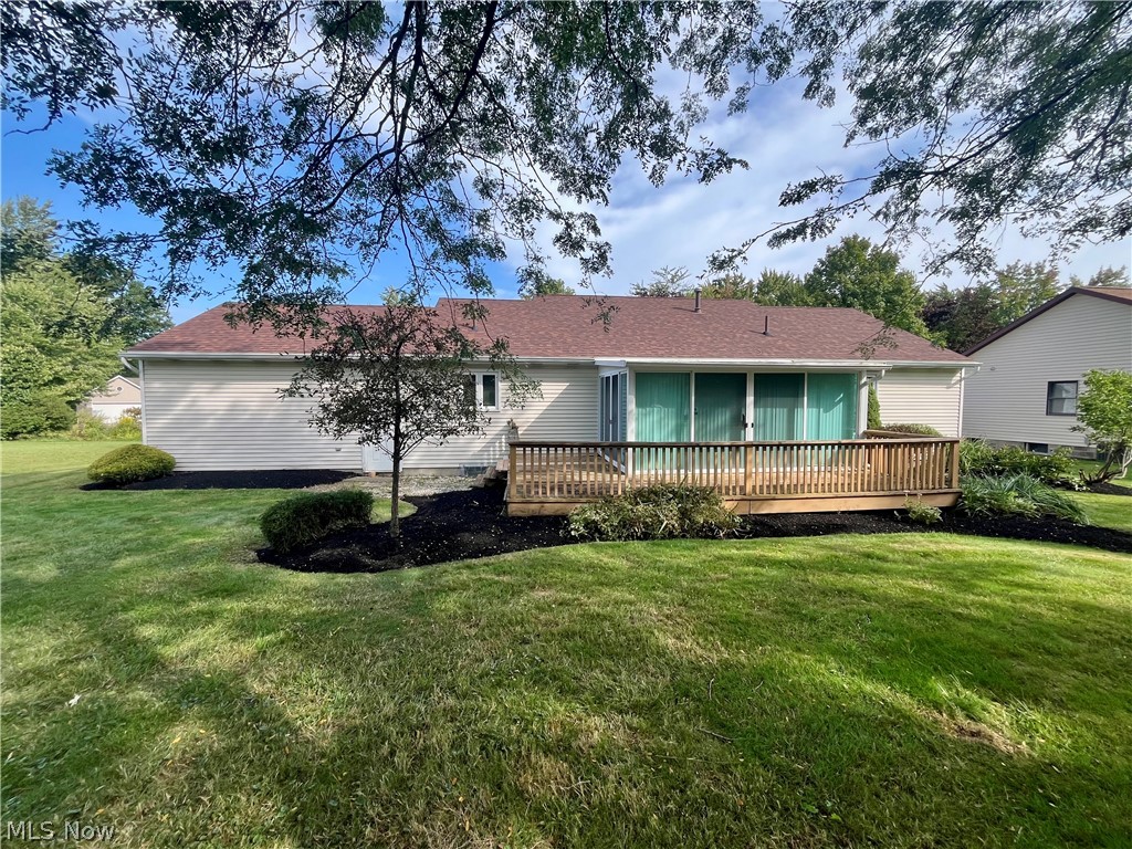 12 Surrey Lane Geneva OH 44041