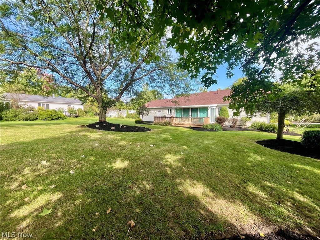 12 Surrey Lane Geneva OH 44041