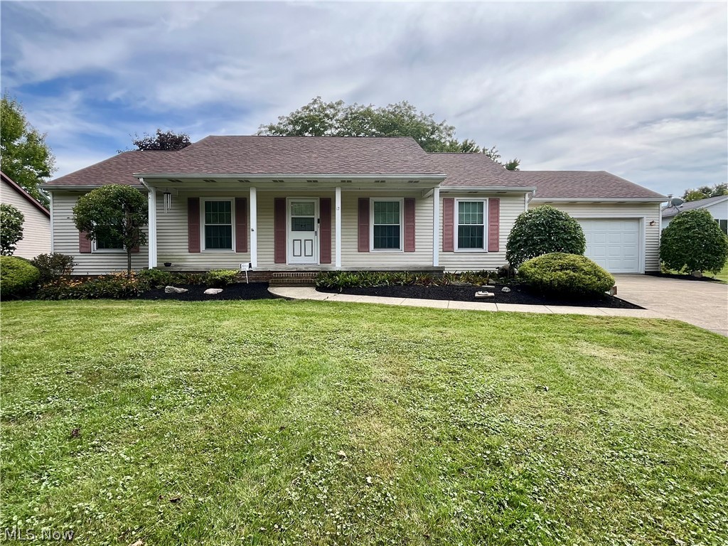12 Surrey Lane Geneva OH 44041