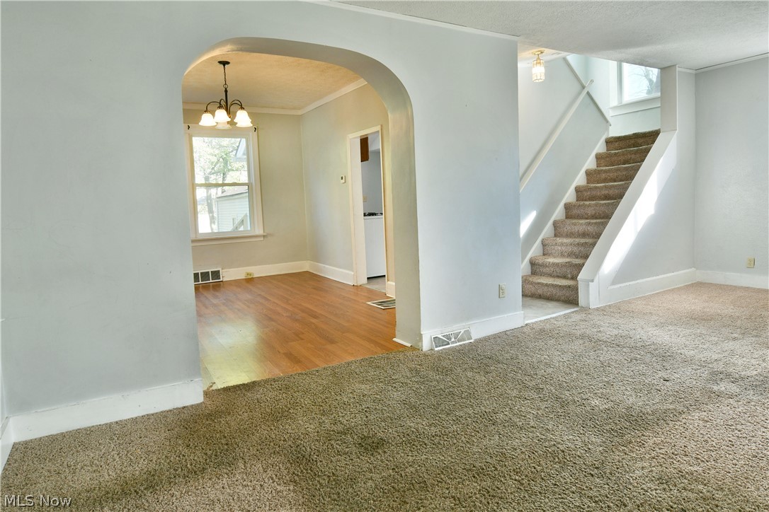 28 Walnut Street Struthers OH 44471