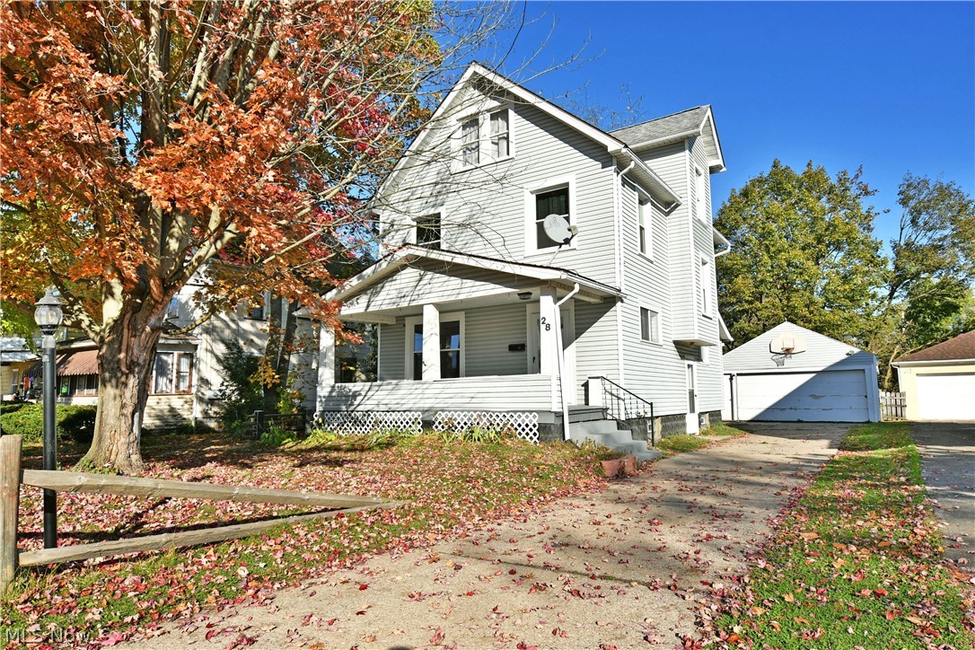 28 Walnut Street Struthers OH 44471