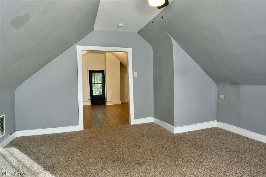 28 Walnut Street Struthers OH 44471