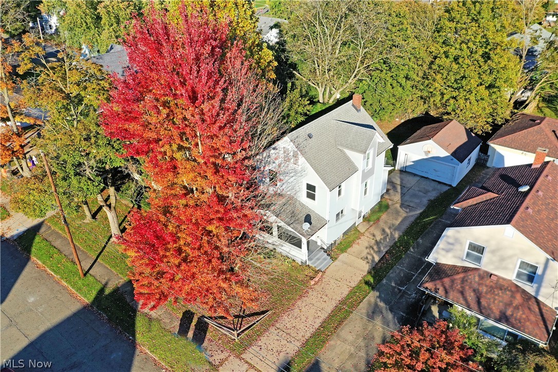 28 Walnut Street Struthers OH 44471