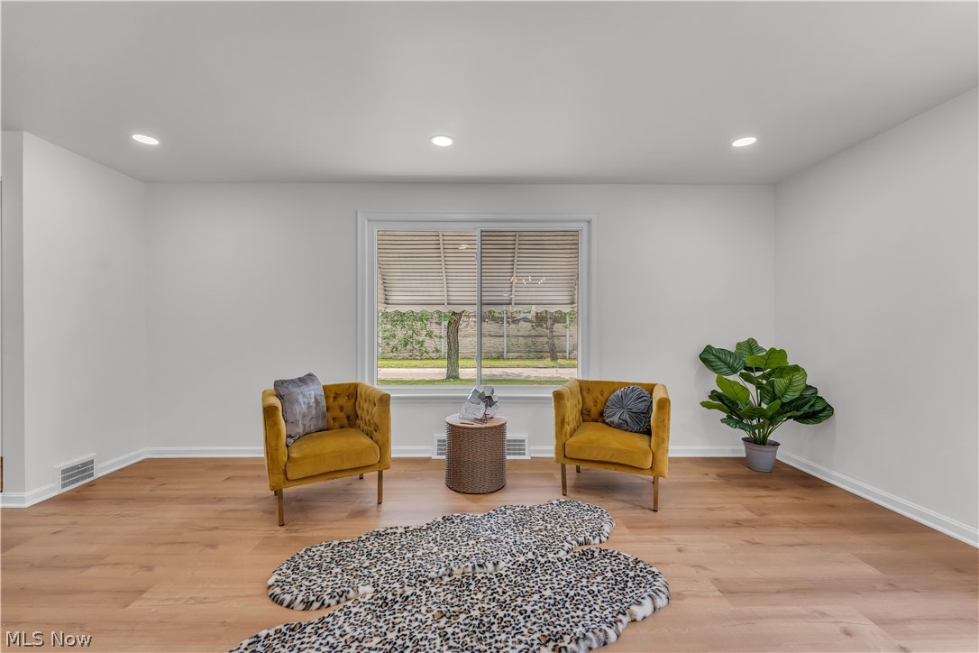19505 Preston Road Warrensville Heights OH 44128