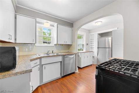 815 Grant Avenue Cuyahoga Falls OH 44221