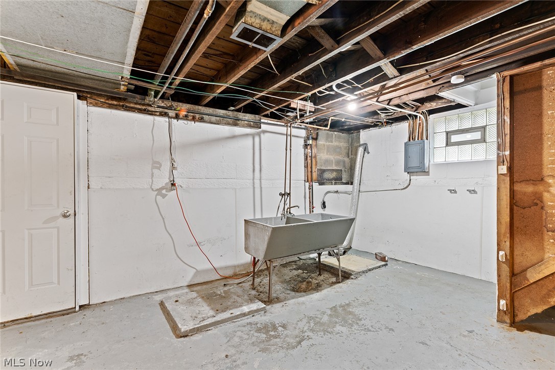 815 Grant Avenue Cuyahoga Falls OH 44221