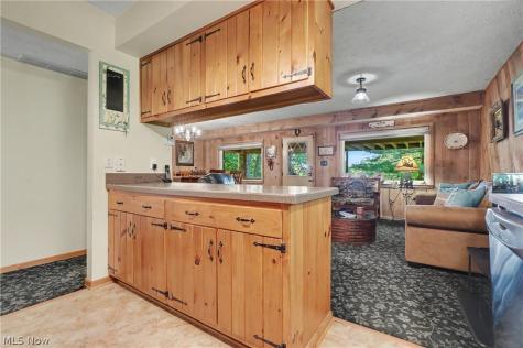 2216 N Medina Line Road Akron OH 44333