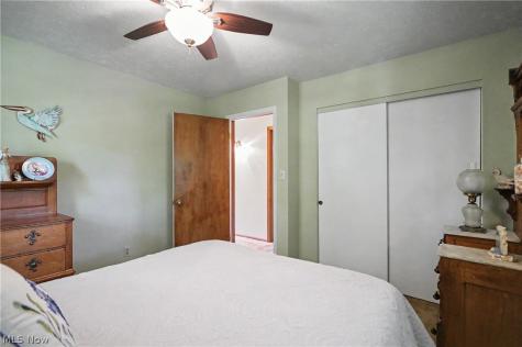 2216 N Medina Line Road Akron OH 44333