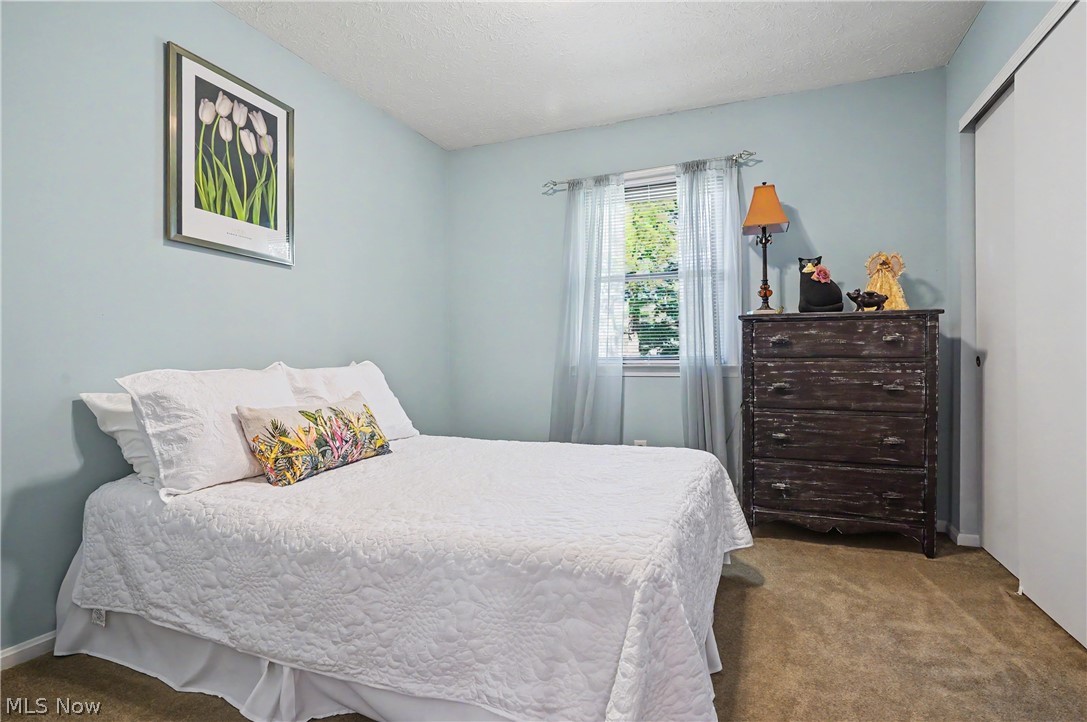 2216 N Medina Line Road Akron OH 44333