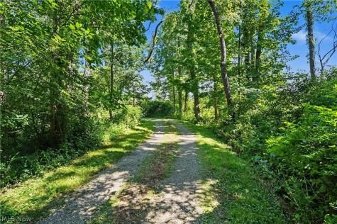 2216 N Medina Line Road Akron OH 44333