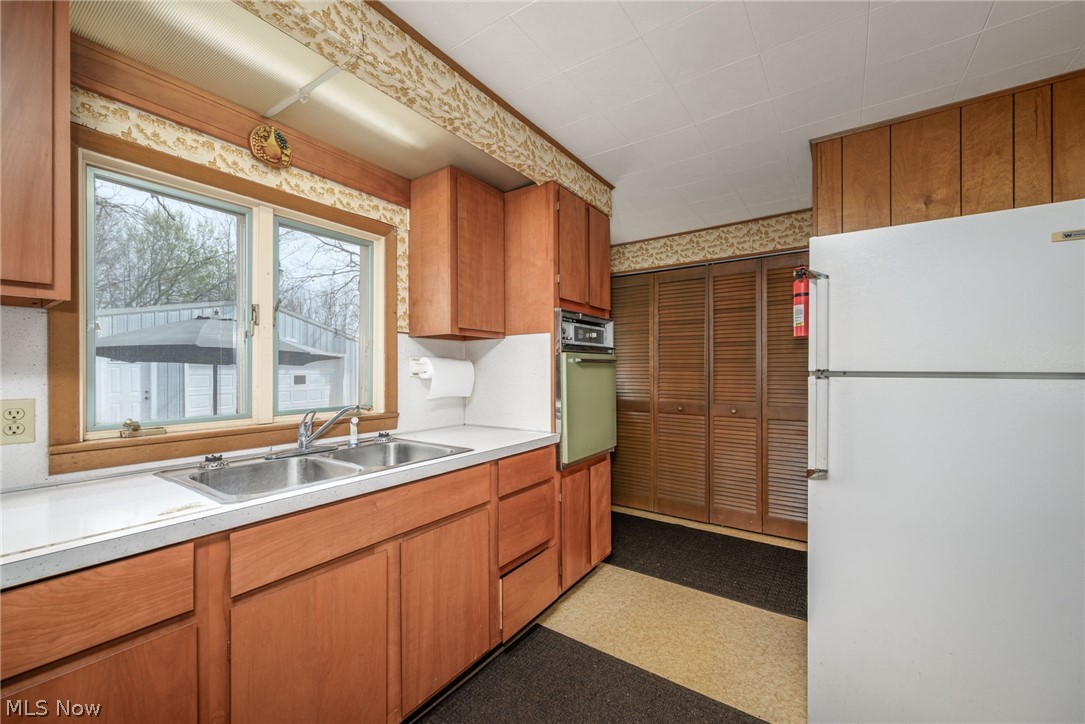 543 1/2 Gallagher Road North Benton OH 44449