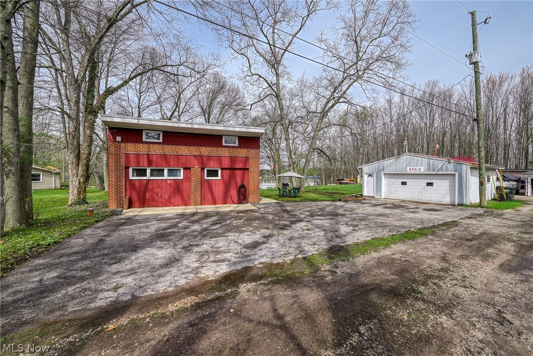 543 1/2 Gallagher Road North Benton OH 44449