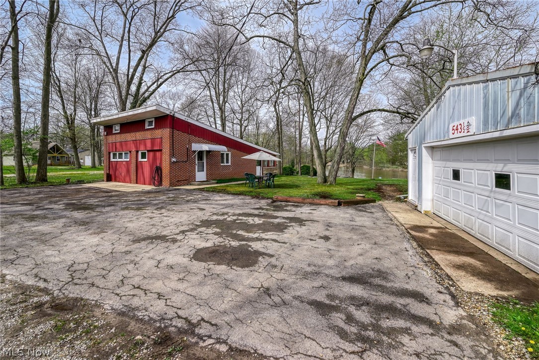 543 1/2 Gallagher Road North Benton OH 44449