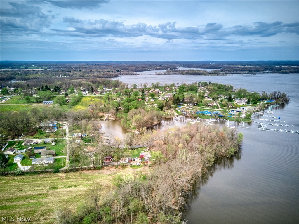 543 1/2 Gallagher Road North Benton OH 44449