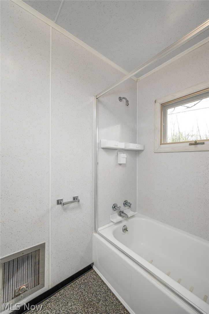 543 1/2 Gallagher Road North Benton OH 44449