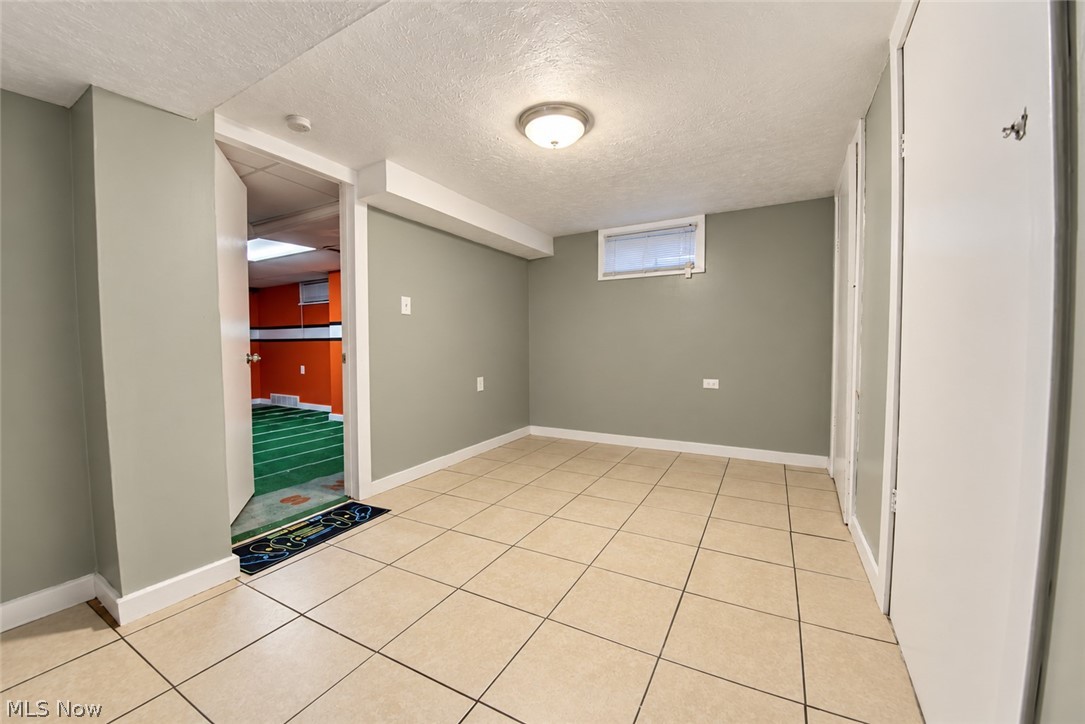 10905 Dale Avenue Cleveland OH 44111