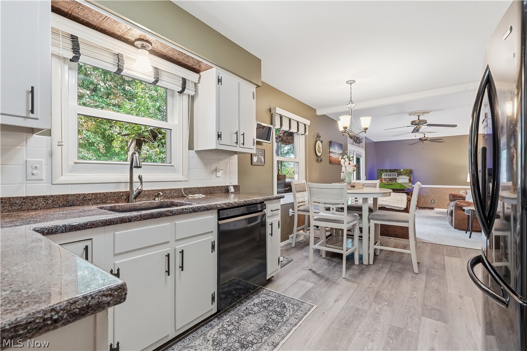 6124 Sherwood Drive North Olmsted OH 44070