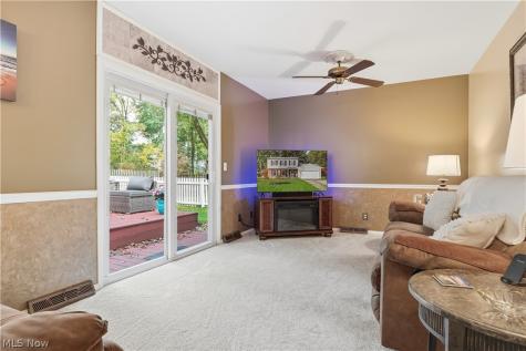 6124 Sherwood Drive North Olmsted OH 44070