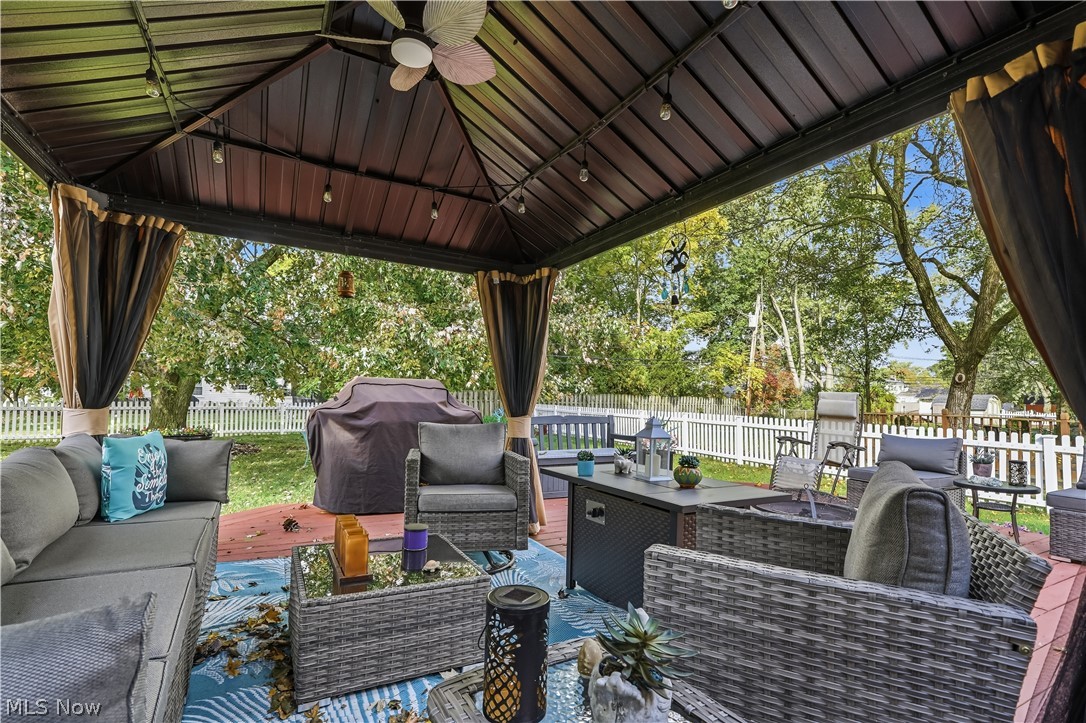 6124 Sherwood Drive North Olmsted OH 44070