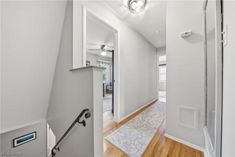 6124 Sherwood Drive North Olmsted OH 44070