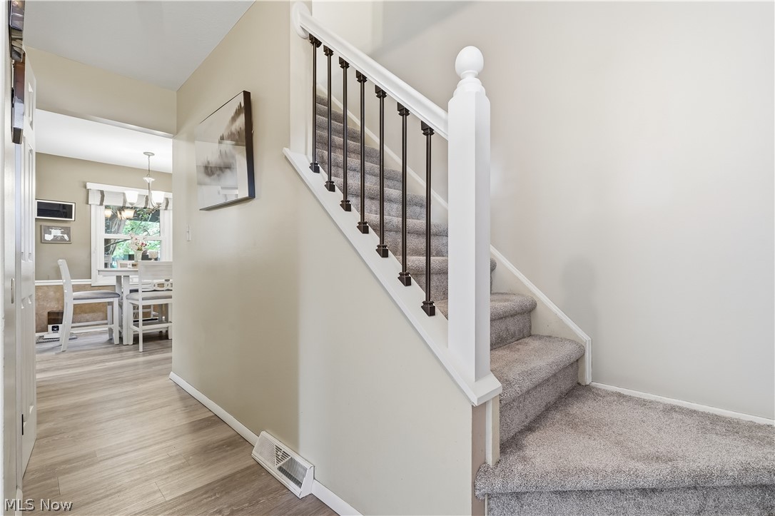 6124 Sherwood Drive North Olmsted OH 44070