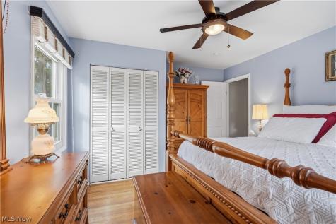 6124 Sherwood Drive North Olmsted OH 44070