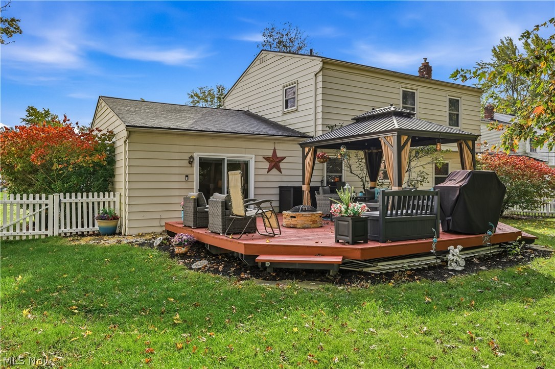 6124 Sherwood Drive North Olmsted OH 44070