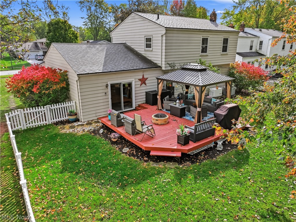 6124 Sherwood Drive North Olmsted OH 44070