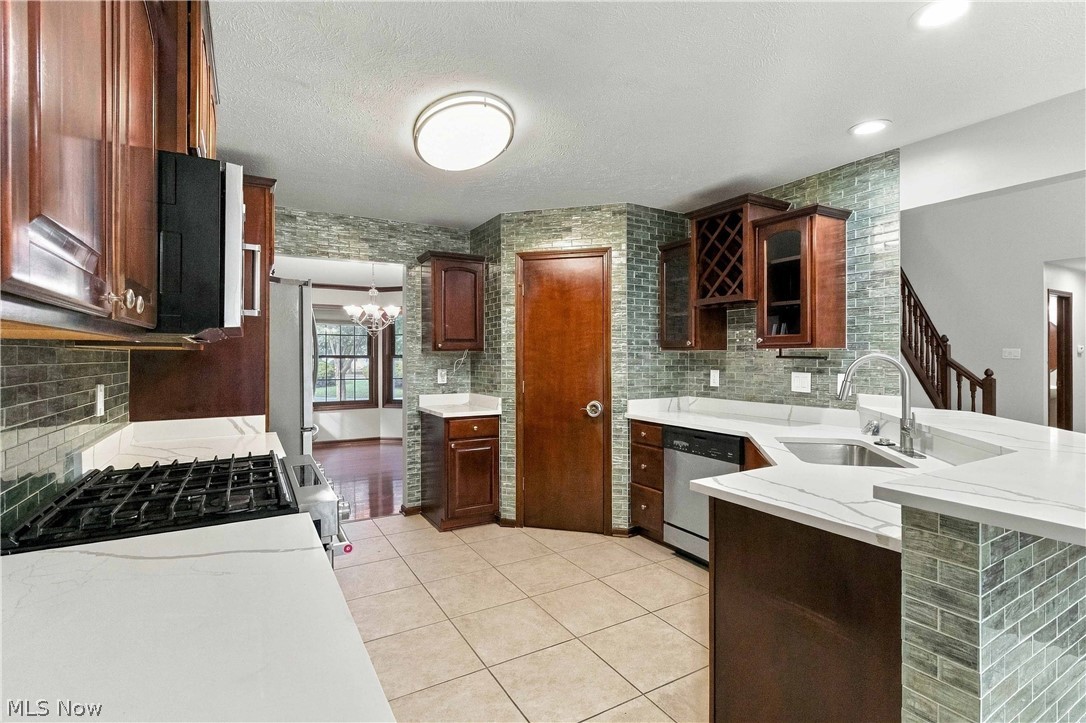15831 Falmouth Oval Middleburg Heights OH 44130