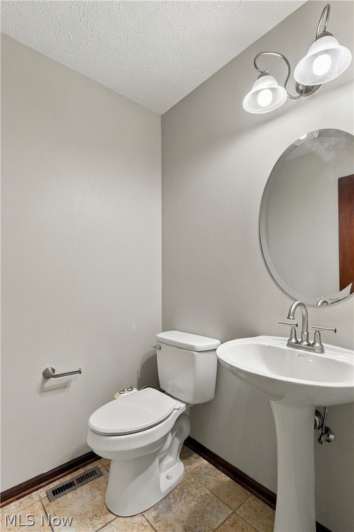 15831 Falmouth Oval Middleburg Heights OH 44130