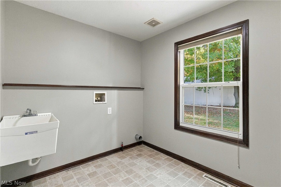 15831 Falmouth Oval Middleburg Heights OH 44130