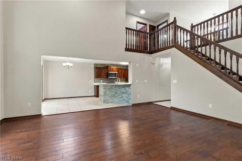15831 Falmouth Oval Middleburg Heights OH 44130