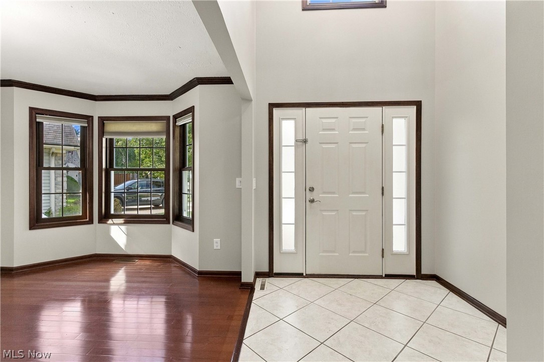 15831 Falmouth Oval Middleburg Heights OH 44130