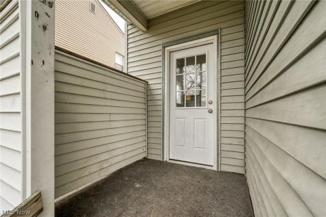 914 Delia Avenue Akron OH 44320