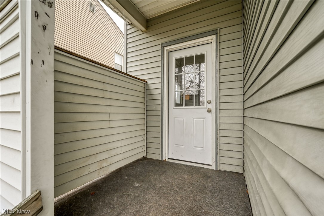 914 Delia Avenue Akron OH 44320