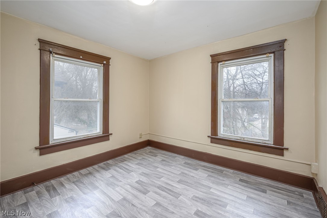 914 Delia Avenue Akron OH 44320